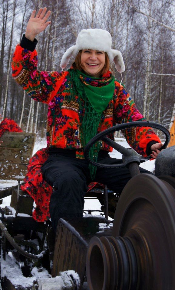 Marta Gos, przewodnicząca koła, podczas imprezy „Kobiety na traktory”, którą wymyśliły 
