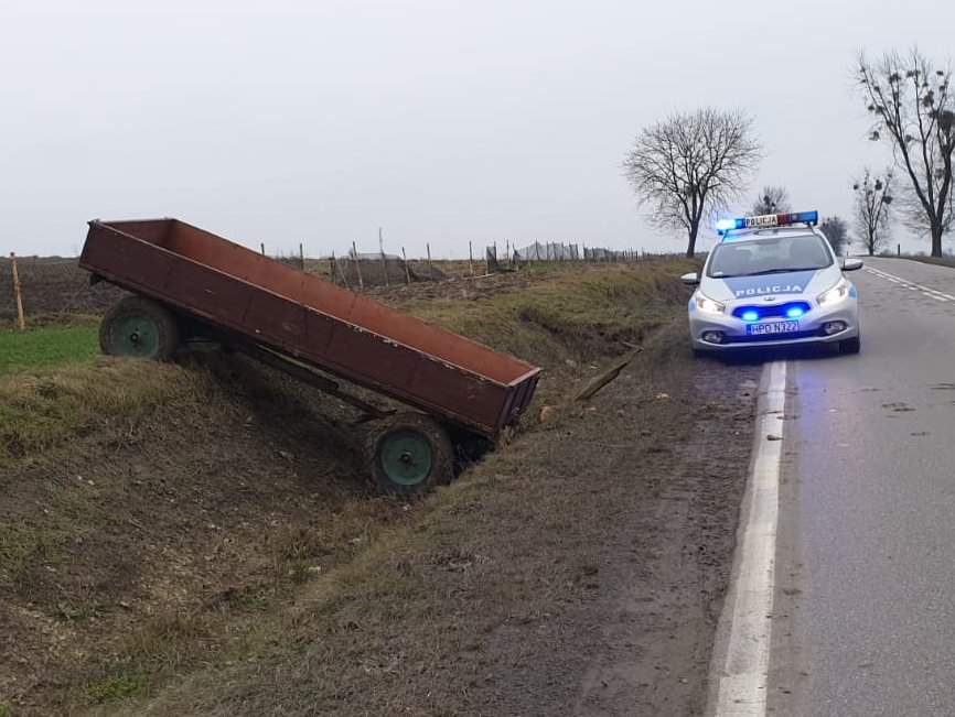 Krasnystaw: ciągnik uciekł rolnikowi 