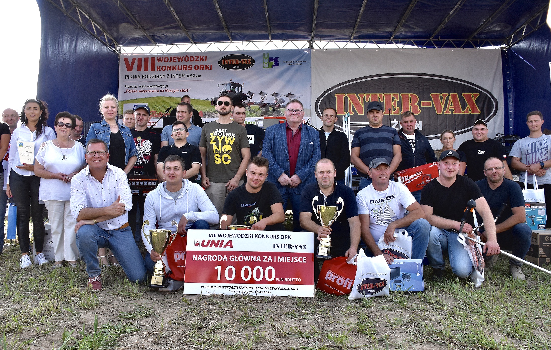 Uczestnicy, organizatorzy i sponsorzy VIII Wojewódzkiego Konkursu Orki