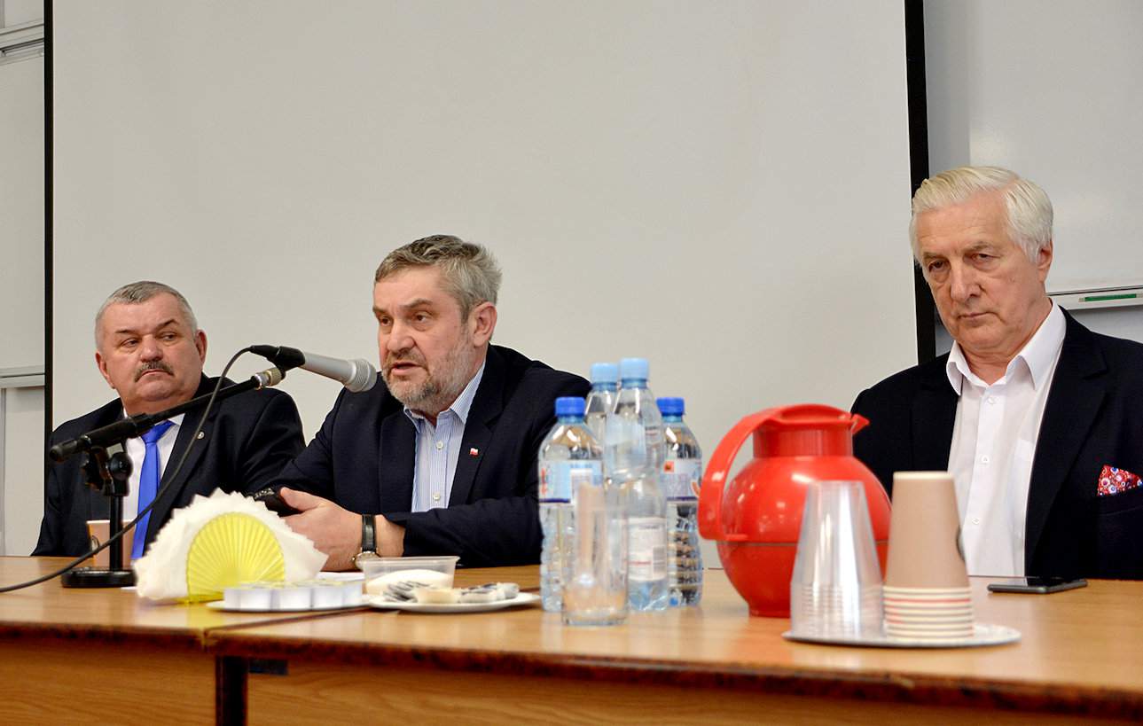 Od lewej: Wojciech Wilamowski – przewodniczący rady KZSM, Jan Krzysztof Ardanowski – minister rolnictwa, Waldemar Broś – prezes KZSM
