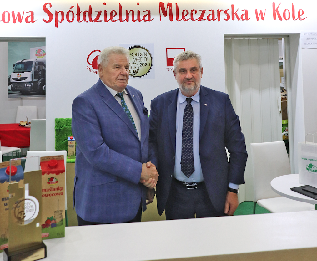 Prezes Czesław Cieślak z ministrem Janem Krzysztofem Ardanowskim, który pożegnał się z targami w roli ministra