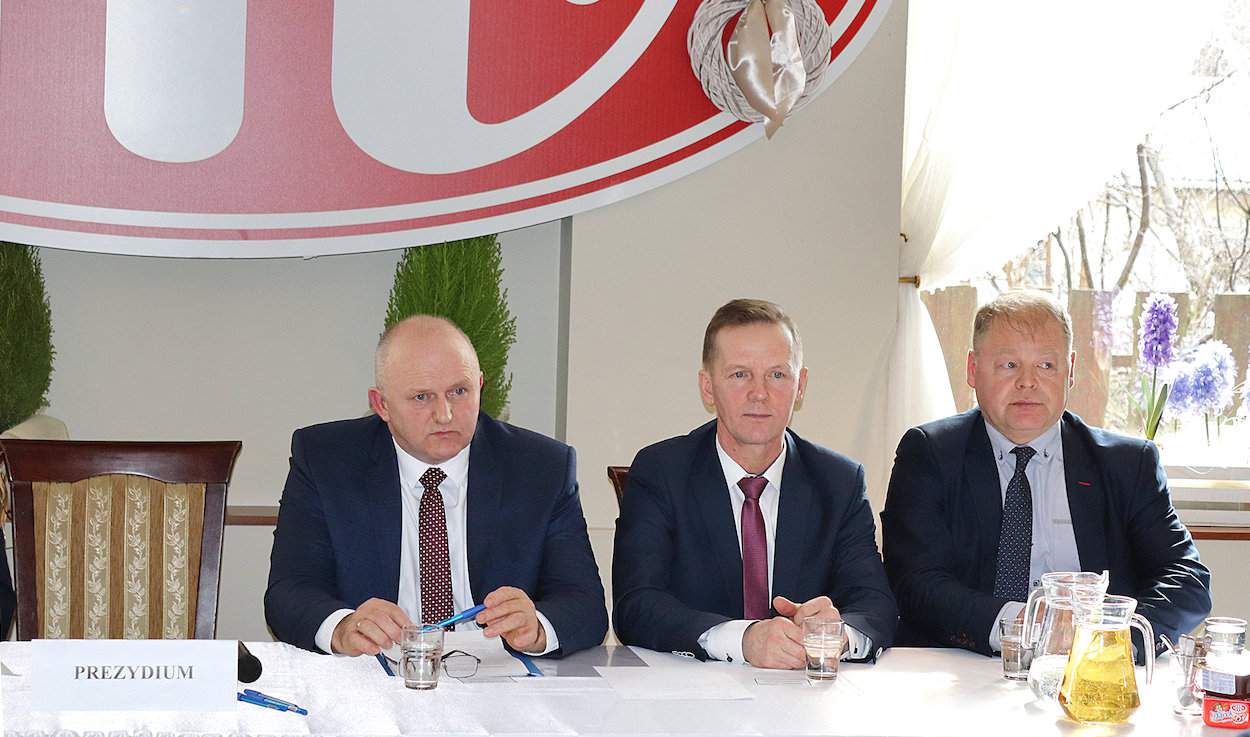 Od lewej: Janusz Wnorowski – przewodniczący Walnego, Stanisław Porowski – asesor, Janusz Łuniewski – asesor