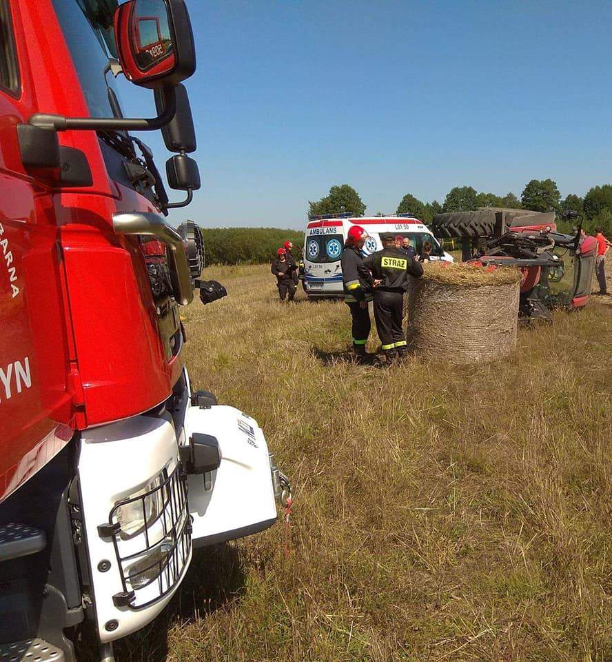 W miejscowości Skrudki ciągnik przewrócił się i przygniótł rolnika