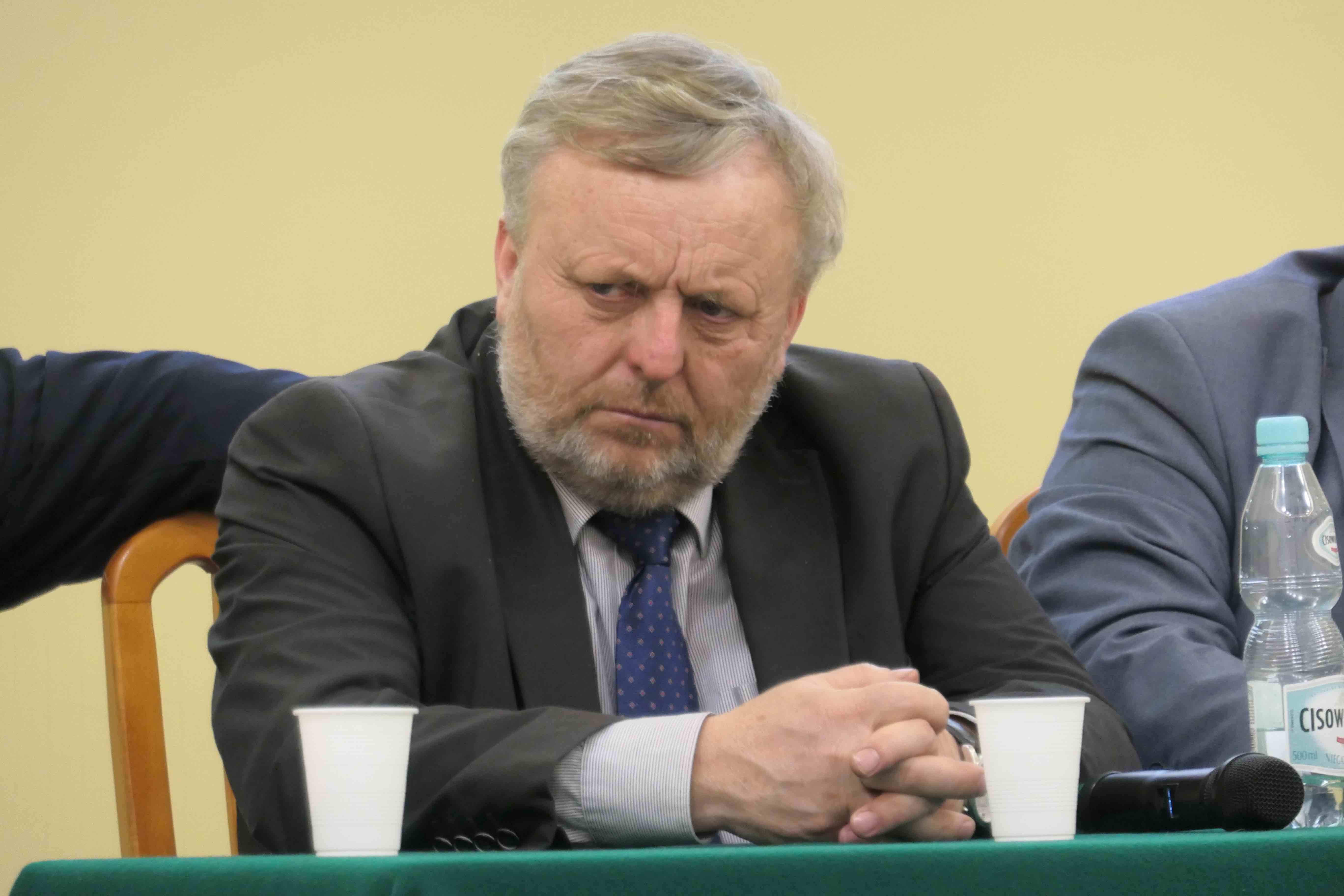 Wiktor Szmulewicz prezes KRIR chce wybory do izb rolniczych 28 lipca